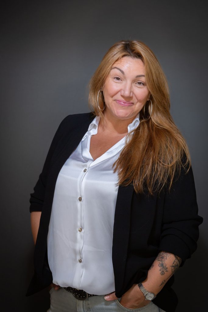 Georgina-responsable-marketing-immobilier-belles-vacances-immobilier-saint-lary